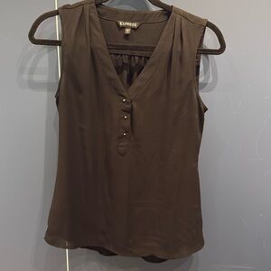 Expressed black tank top